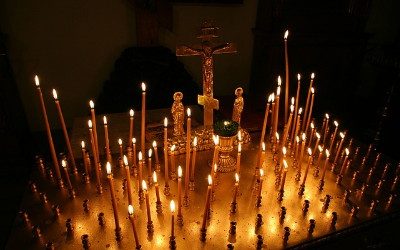 Orthodoxe Christen feiern Ostern am 1. Mai 2016